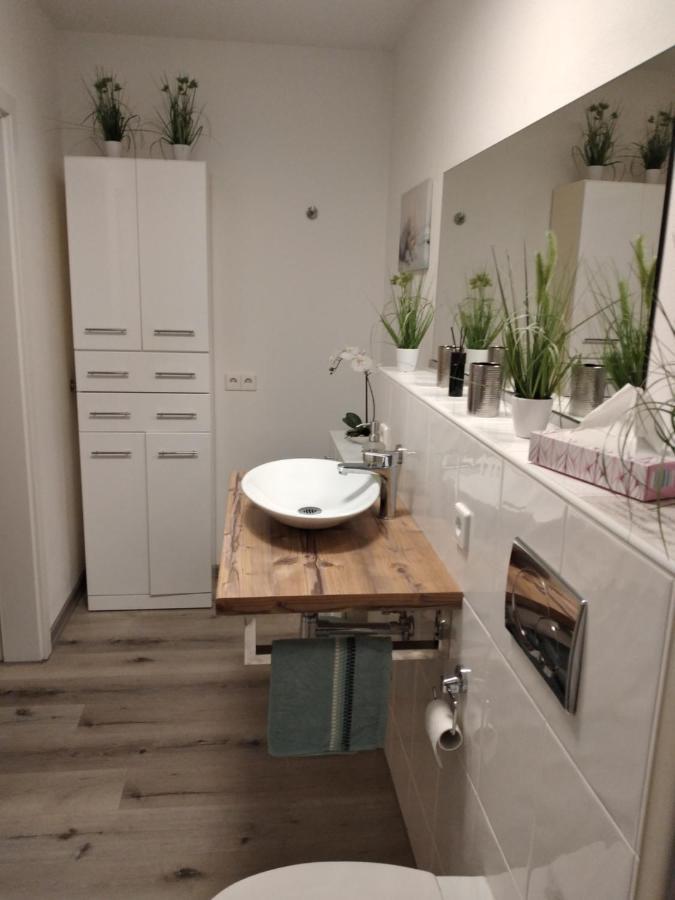 Ferienwohnung Trunk Direkt An Den Weinbergen, Parkplatz, Terrasse Mit Grill Und Lounge Roschbach Exterior photo